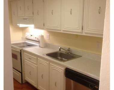 6901 Environ Boulevard - Photo Thumbnail 4