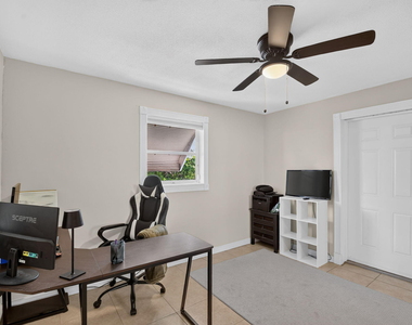 932 Mcintosh Street - Photo Thumbnail 33