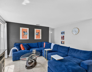 932 Mcintosh Street - Photo Thumbnail 7