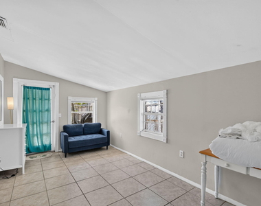 932 Mcintosh Street - Photo Thumbnail 21