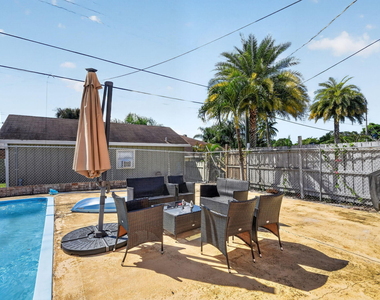 932 Mcintosh Street - Photo Thumbnail 40