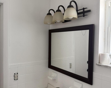 6957 Nw 9th Court - Photo Thumbnail 12