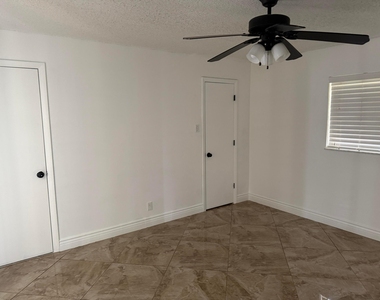 6957 Nw 9th Court - Photo Thumbnail 11