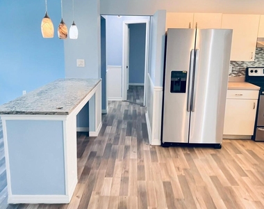 1150 Sw Haleyberry Avenue - Photo Thumbnail 3