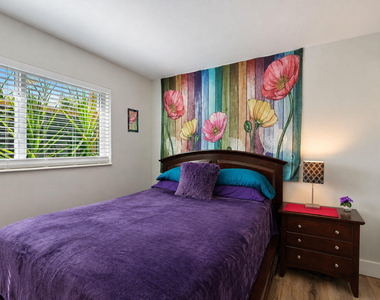 4261 Ne 11th Terrace - Photo Thumbnail 7