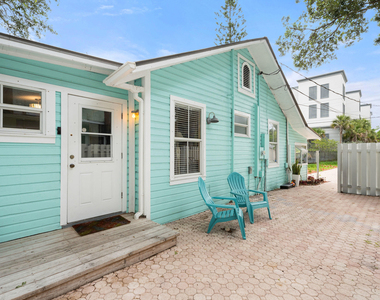 644 Sw Bryant Avenue - Photo Thumbnail 5