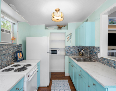 644 Sw Bryant Avenue - Photo Thumbnail 7