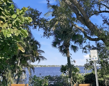 644 Sw Bryant Avenue - Photo Thumbnail 15