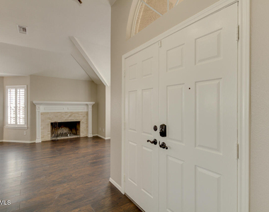 4314 E Juanita Avenue - Photo Thumbnail 13