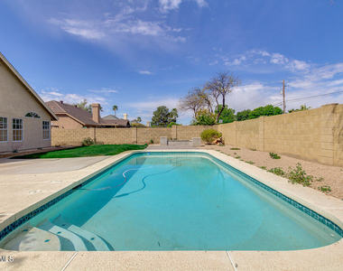 4314 E Juanita Avenue - Photo Thumbnail 3