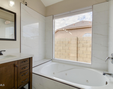 4314 E Juanita Avenue - Photo Thumbnail 37