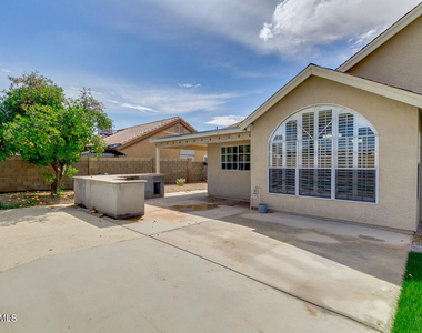 4314 E Juanita Avenue - Photo Thumbnail 5