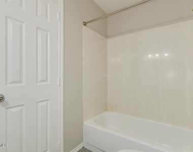 4314 E Juanita Avenue - Photo Thumbnail 40