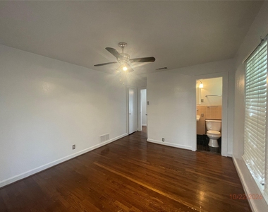 3641 Washburn Avenue - Photo Thumbnail 19