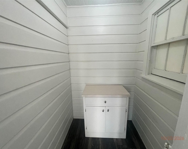 3641 Washburn Avenue - Photo Thumbnail 7