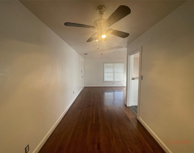 3641 Washburn Avenue - Photo Thumbnail 9
