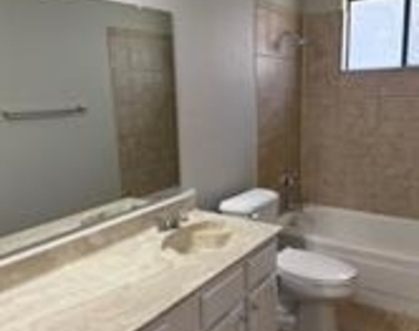 620 Southwynd Street - Photo Thumbnail 9