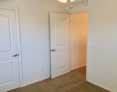 2924 S Washington Street - Photo Thumbnail 19