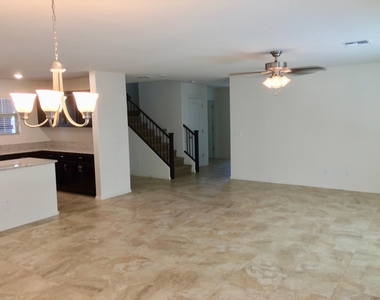 2924 S Washington Street - Photo Thumbnail 5