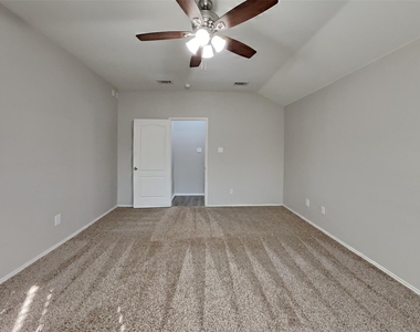 3008 Norwich Lane - Photo Thumbnail 10
