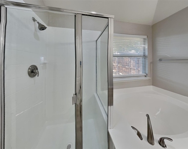 3008 Norwich Lane - Photo Thumbnail 13
