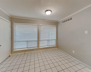 6508 Wrenwood Drive - Photo Thumbnail 4