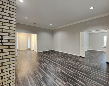 6508 Wrenwood Drive - Photo Thumbnail 1
