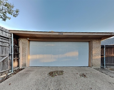 6508 Wrenwood Drive - Photo Thumbnail 20