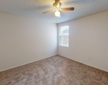 603 Ambarella Street - Photo Thumbnail 9