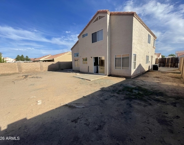 8526 W Cambridge Avenue - Photo Thumbnail 19