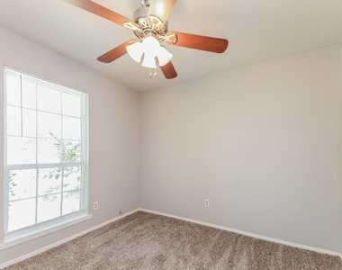 728 Southwynd Street - Photo Thumbnail 11