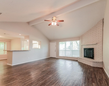 728 Southwynd Street - Photo Thumbnail 1