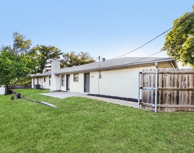 4203 Spring Hill Lane - Photo Thumbnail 16