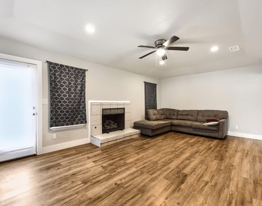 4203 Spring Hill Lane - Photo Thumbnail 2