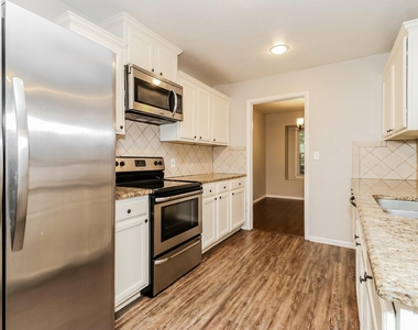 6024 Wormar Avenue - Photo Thumbnail 6