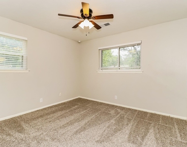 6024 Wormar Avenue - Photo Thumbnail 9