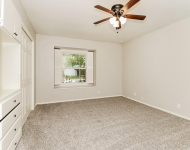 6024 Wormar Avenue - Photo Thumbnail 7