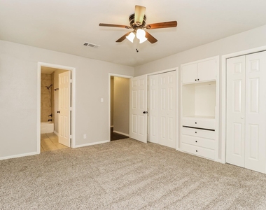 6024 Wormar Avenue - Photo Thumbnail 8