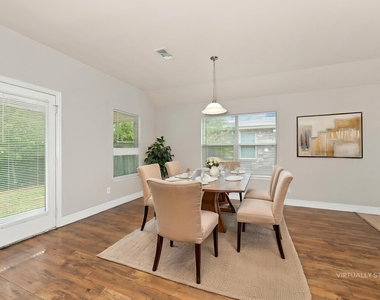 15626 Gatsby Lane - Photo Thumbnail 5