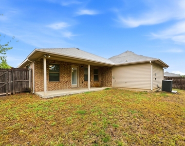 15626 Gatsby Lane - Photo Thumbnail 16