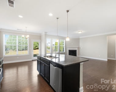 7308 Hamilton Bridge Road - Photo Thumbnail 13