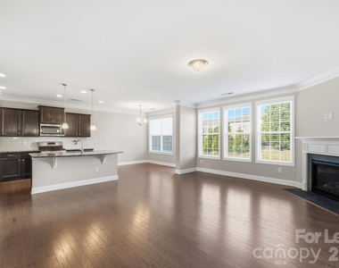 7308 Hamilton Bridge Road - Photo Thumbnail 11