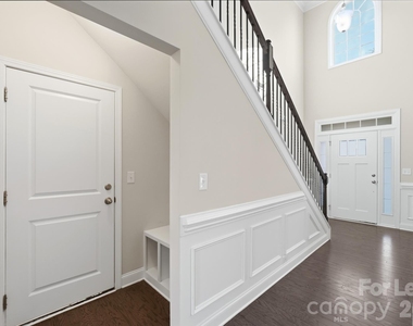 7308 Hamilton Bridge Road - Photo Thumbnail 7