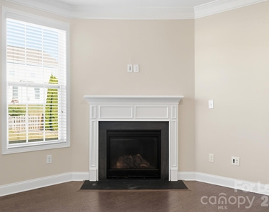 7308 Hamilton Bridge Road - Photo Thumbnail 10