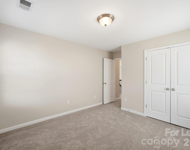 7308 Hamilton Bridge Road - Photo Thumbnail 38