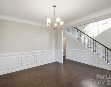 7308 Hamilton Bridge Road - Photo Thumbnail 6