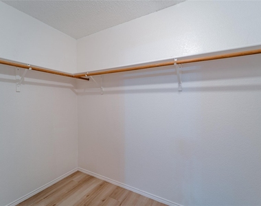 4403 Cedar Crest Drive - Photo Thumbnail 22
