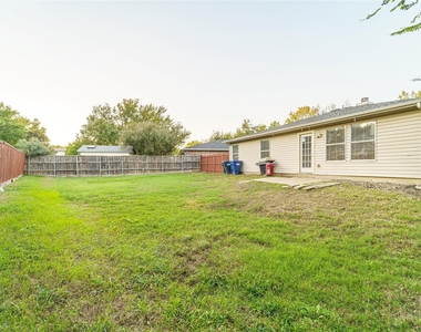 4403 Cedar Crest Drive - Photo Thumbnail 12