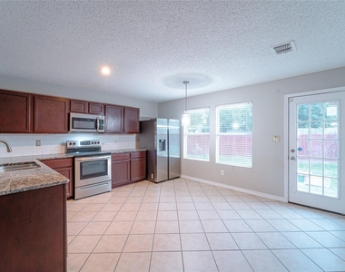 4403 Cedar Crest Drive - Photo Thumbnail 5