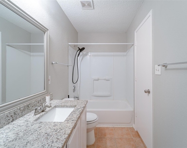 4403 Cedar Crest Drive - Photo Thumbnail 17